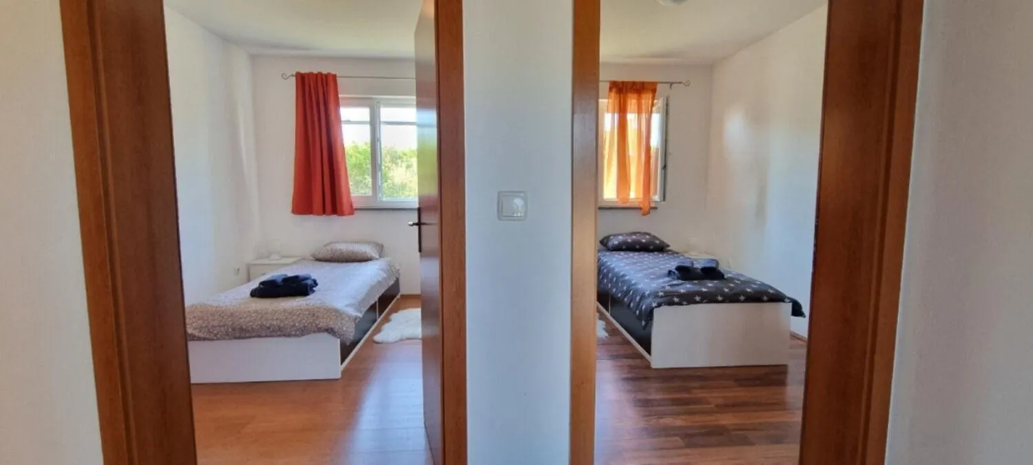 Holiday Home Ron - Spacious Garden Pula 0*,  Croatia